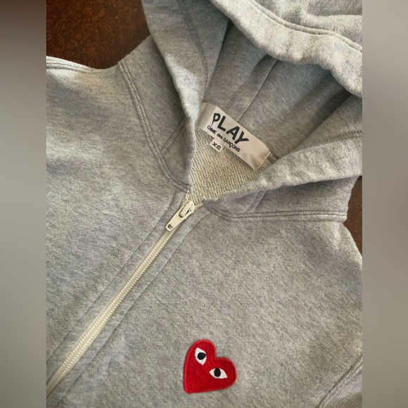 COMME DES GARÇONS PLAY INVADER HEART HOODED SWEAT - Picture 4 of 10